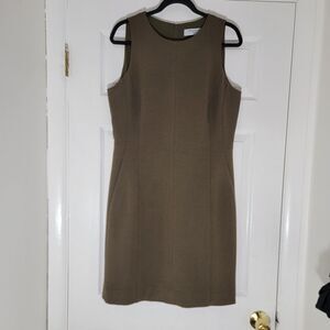 M.M.Lafleur New York Dress Sleeveless Sheath Green Size 12 Knee Length‎ Pockets